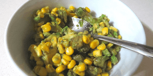 avocado sweetcorn salad